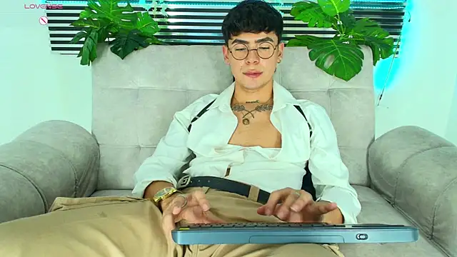 CamiiGuzmanX's cam snapshot