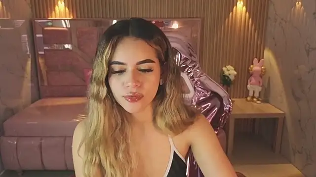 lilith4_s's cam snapshot