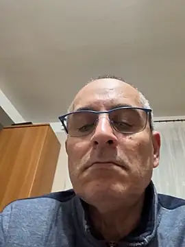 sempreilmio2 live sex cam