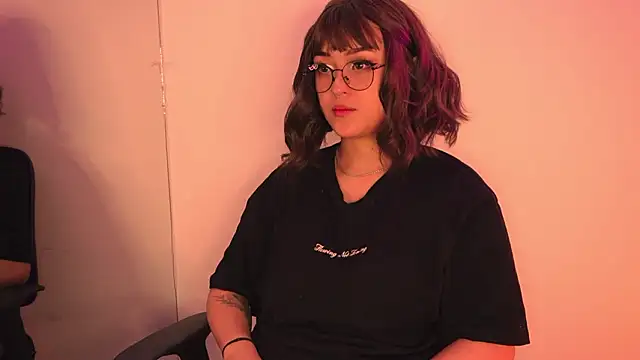 Gloomydoll live sex cam