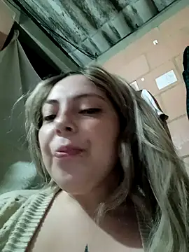 madelaine- live sex cam