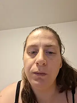 Naughtymilf7 live sex cam