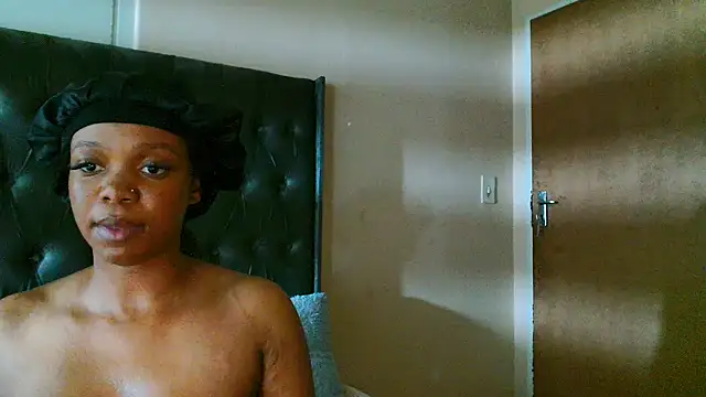 SweetieTinnyXx's cam snapshot