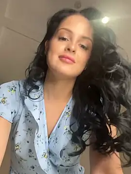 Evayra's cam snapshot