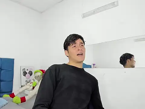 Aaron_Foxxx live sex cam