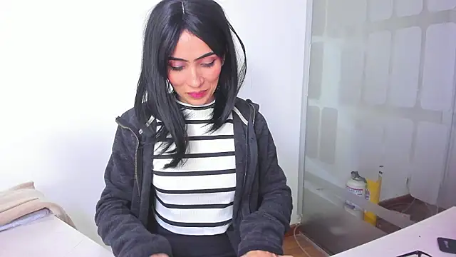 chloehanna's cam snapshot