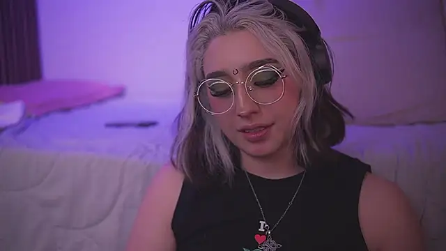 GabyRose9's cam snapshot