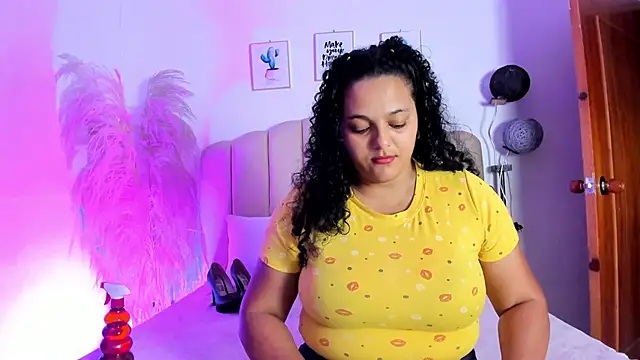 _aithanaa_'s cam snapshot