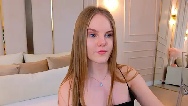 Lili_Lohan's cam snapshot