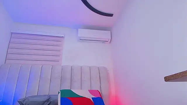 timkerbell_'s cam snapshot