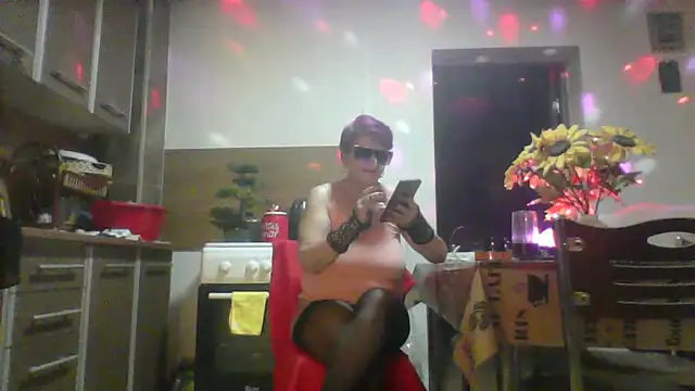 Ely_Elenita's cam snapshot