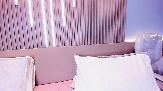 Camile_cute's cam snapshot