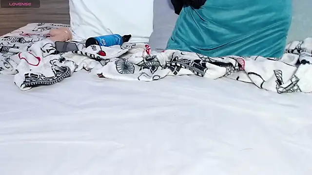 Liiamthompson live sex cam