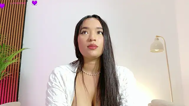 IAM__ZARA's cam snapshot