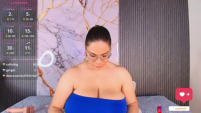 big_tits_in_your_face's cam snapshot