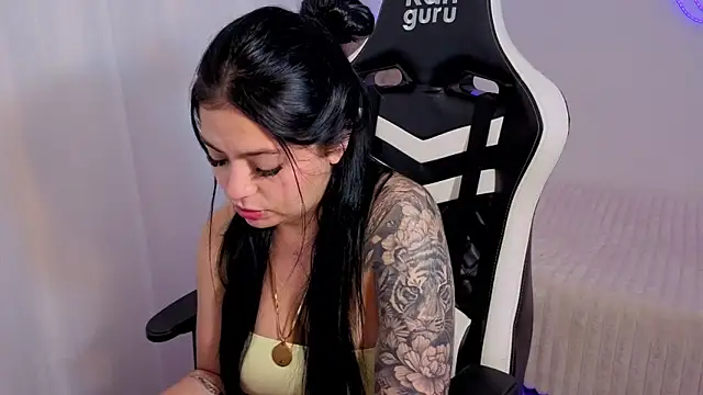 Victoryyy_'s cam snapshot