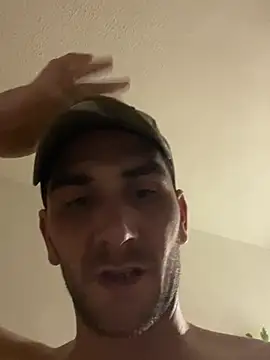 Anthopassif84's cam snapshot