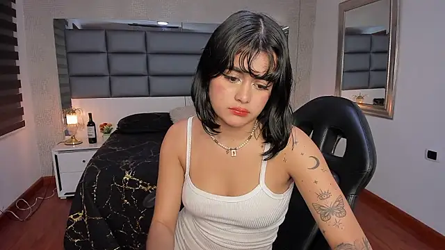 Valery_jame's cam snapshot