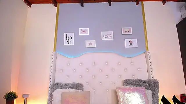 Dante_Ferrara2025's cam snapshot