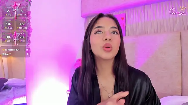 _kyraa_'s cam snapshot