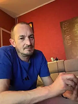 Surveillant's cam snapshot