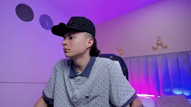 Nascary_Fox's cam snapshot