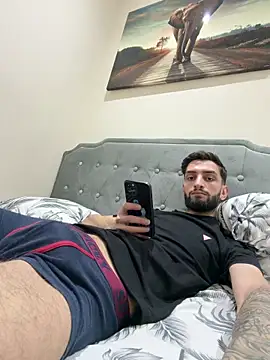 Juliann69Ramiro live sex cam