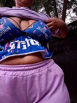 young_dairy01 live sex cam