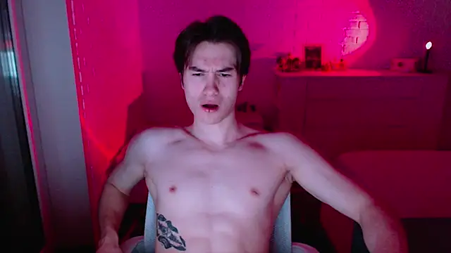 MarkusDean live sex cam