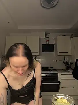 TomilaSi live sex cam
