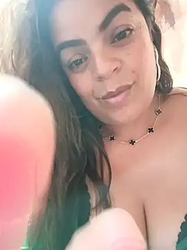 Mia-Glow live sex cam