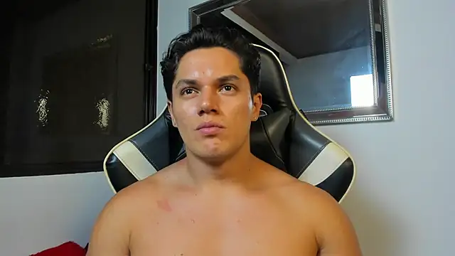 julian_wallace's cam snapshot