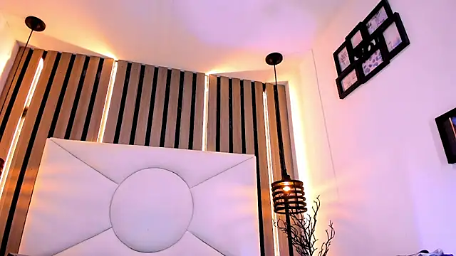 AndreaGil_ live sex cam