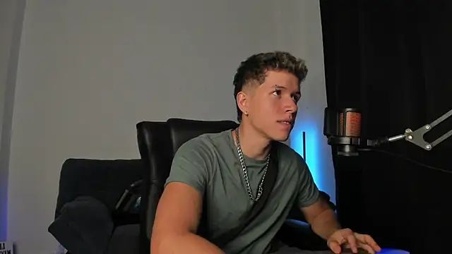 nathan_blake live sex cam