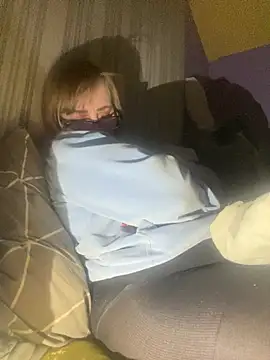 Irina2909@xh live sex cam