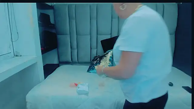 ScarletHoot_ live sex cam