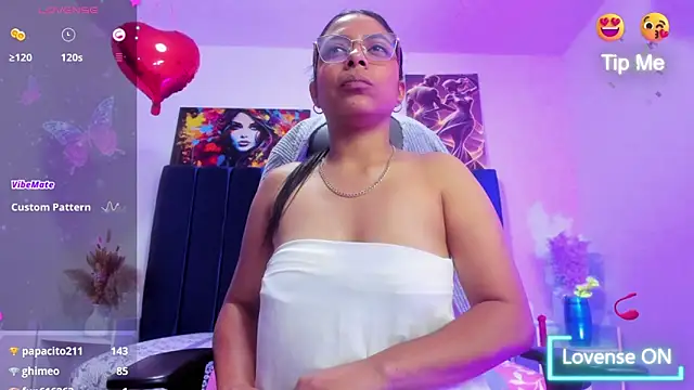 Bombom_brown1's cam snapshot