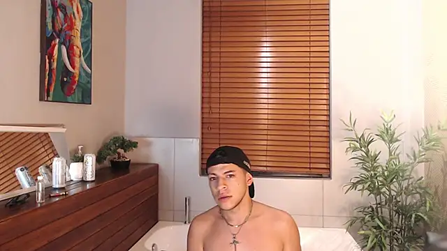 Zackfalcon_'s cam snapshot