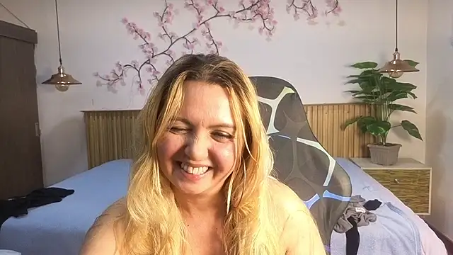 rose_meyer's cam snapshot