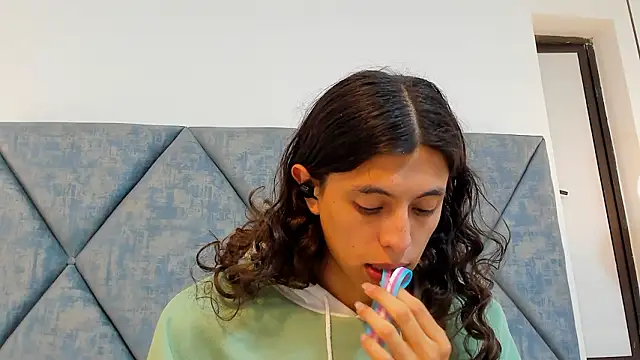 FreyaMoller live sex cam