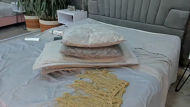 isa_lancaster live sex cam