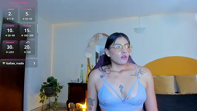 liaa_moretti_'s cam snapshot