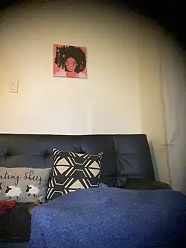 ShortieAngie95's cam snapshot