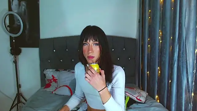 Kenisha_Sweet live sex cam