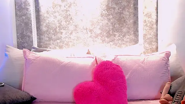 _victoriaa__lois's cam snapshot