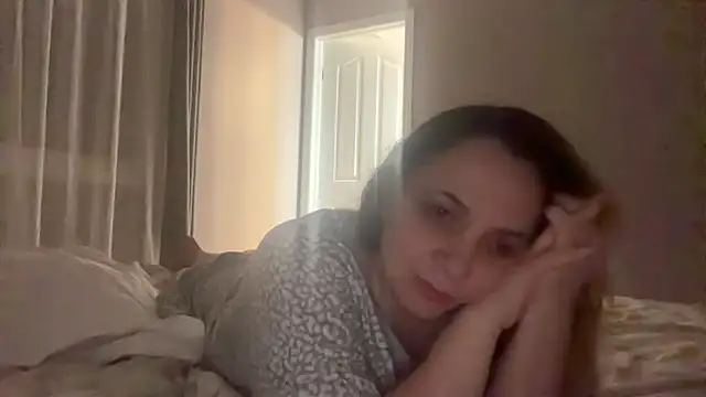 ShyFlameLive's cam snapshot