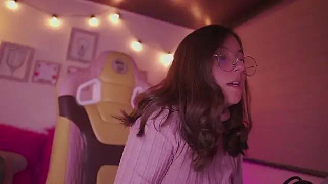 milly_kenner's cam snapshot