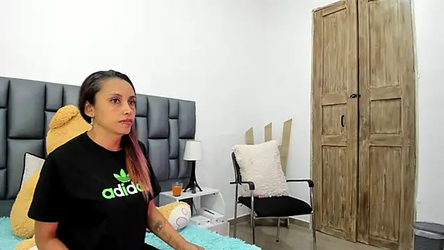 valeriasweet_'s cam snapshot