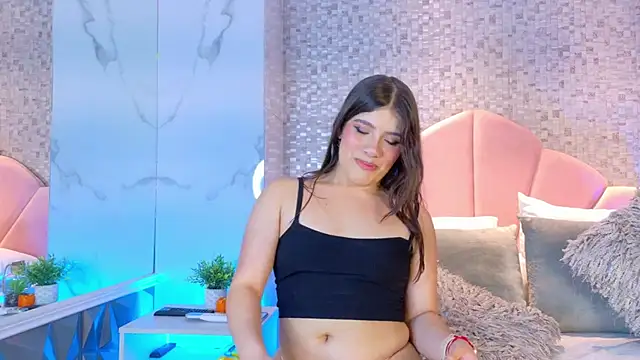 BellaConti1's cam snapshot