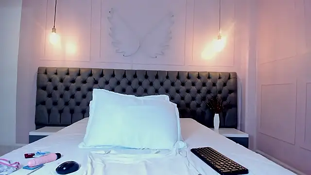 arietta_skinny's cam snapshot